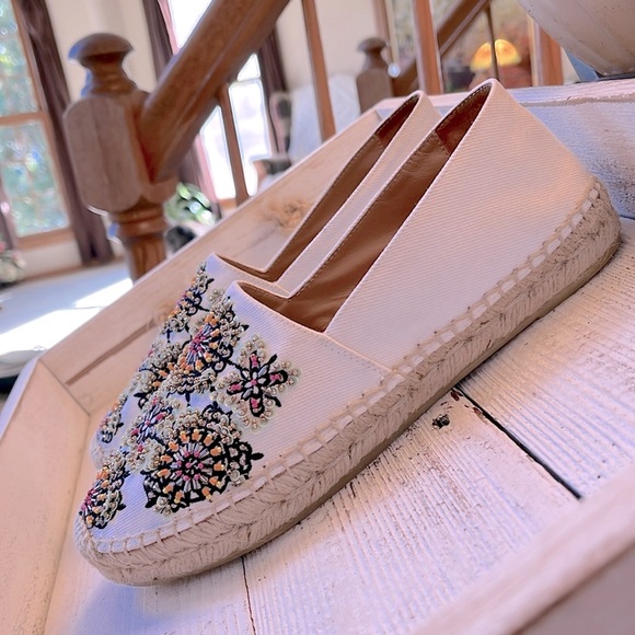 Miu Miu Embroidered Canvas Espadrilles Sz 8 EUC with dustbags and box - Picture 7 of 14